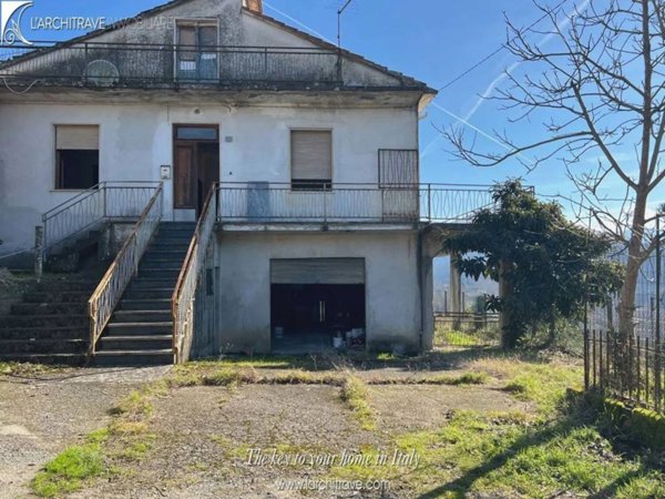 casa indipendente in vendita ad Aulla
