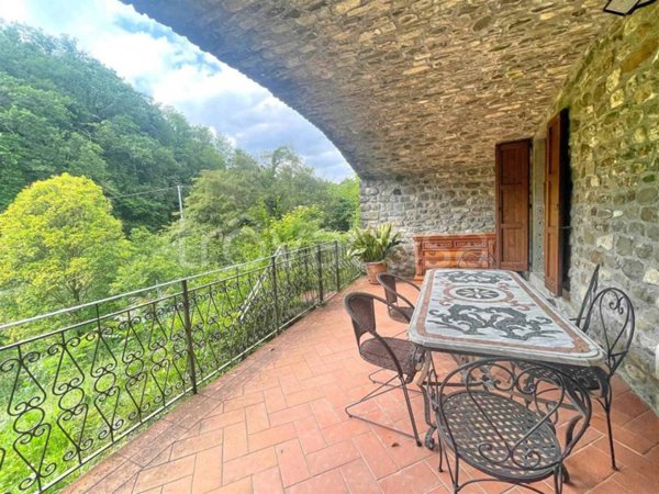 casa indipendente in vendita ad Aulla