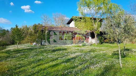 casa indipendente in vendita ad Aulla