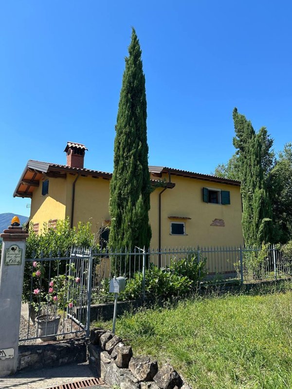casa indipendente in vendita ad Aulla