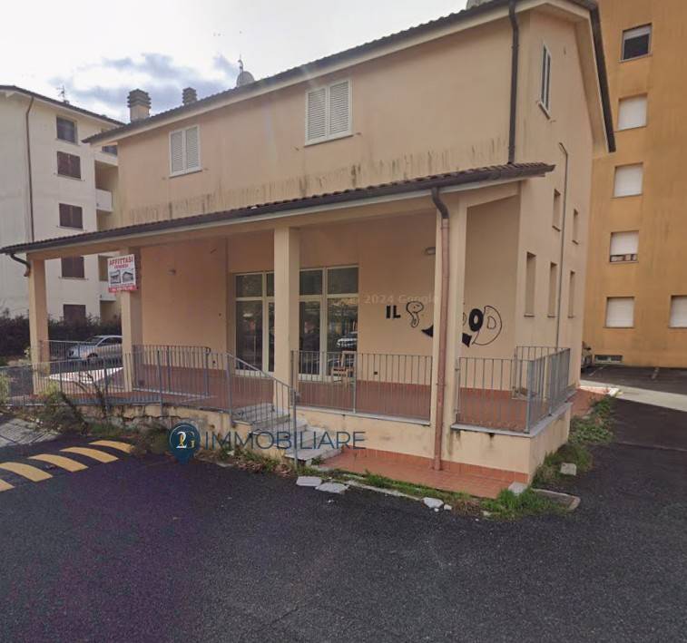 locale commerciale in vendita ad Aulla