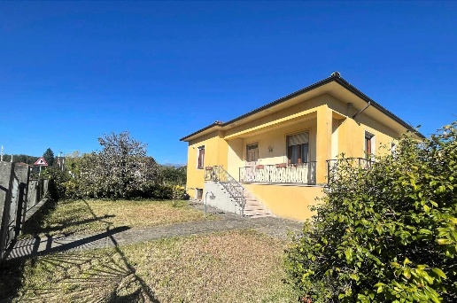 casa indipendente in vendita ad Aulla