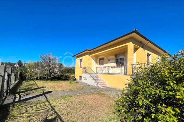 casa indipendente in vendita ad Aulla