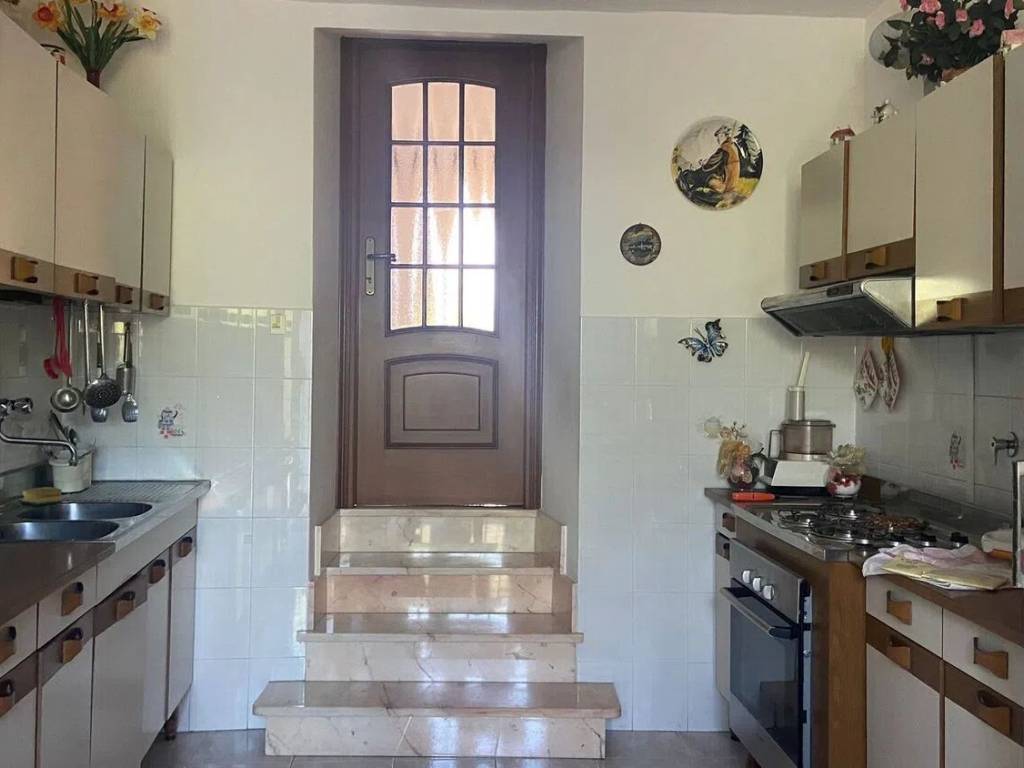 casa semindipendente in vendita ad Aulla