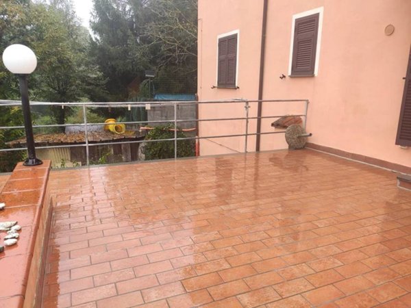 casa indipendente in vendita ad Aulla