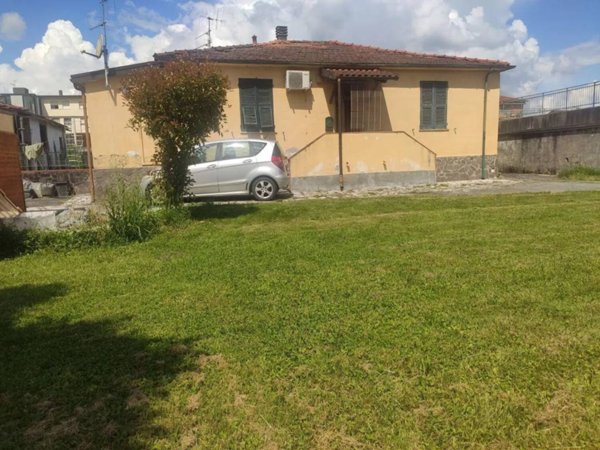 casa indipendente in vendita ad Aulla
