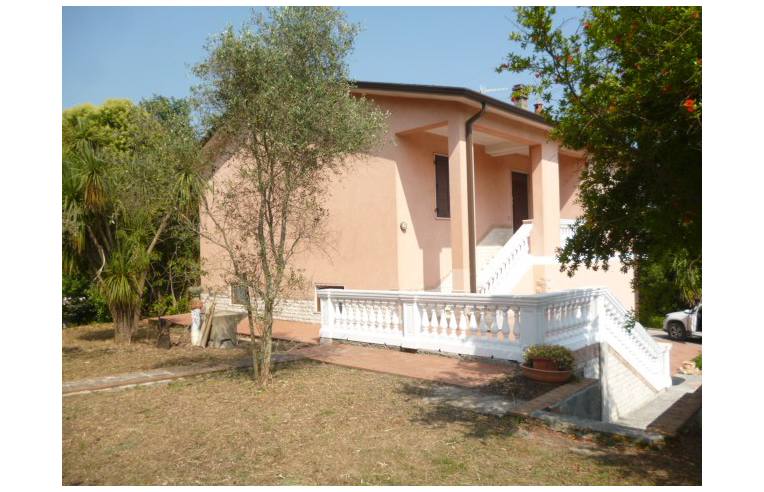 casa indipendente in vendita ad Aulla