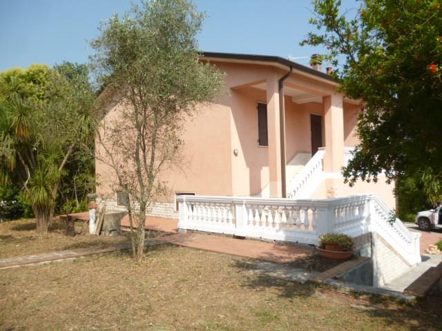 casa indipendente in vendita ad Aulla