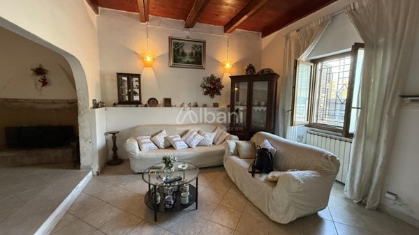 casa indipendente in vendita ad Aulla