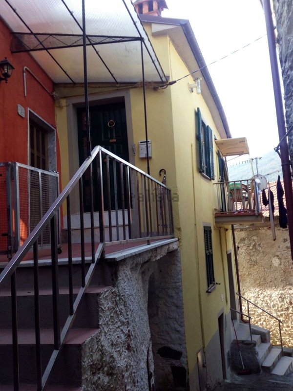 casa indipendente in vendita ad Aulla