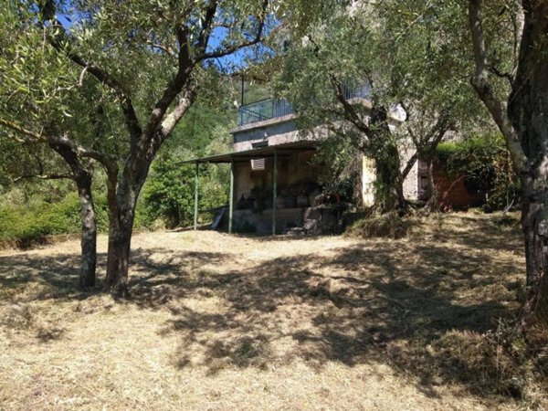 casa indipendente in vendita ad Aulla