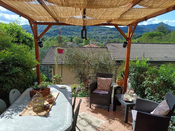 casa indipendente in vendita ad Aulla