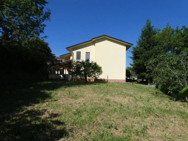 casa indipendente in vendita ad Aulla