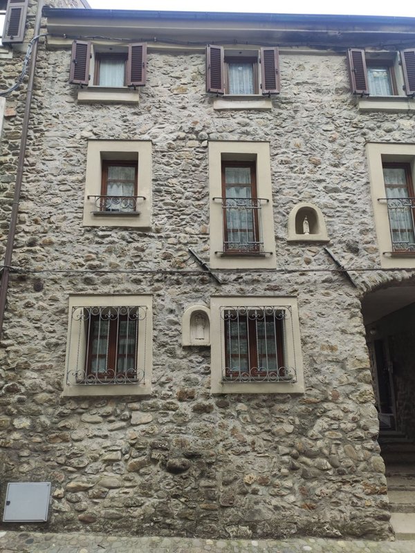 casa semindipendente in vendita ad Aulla