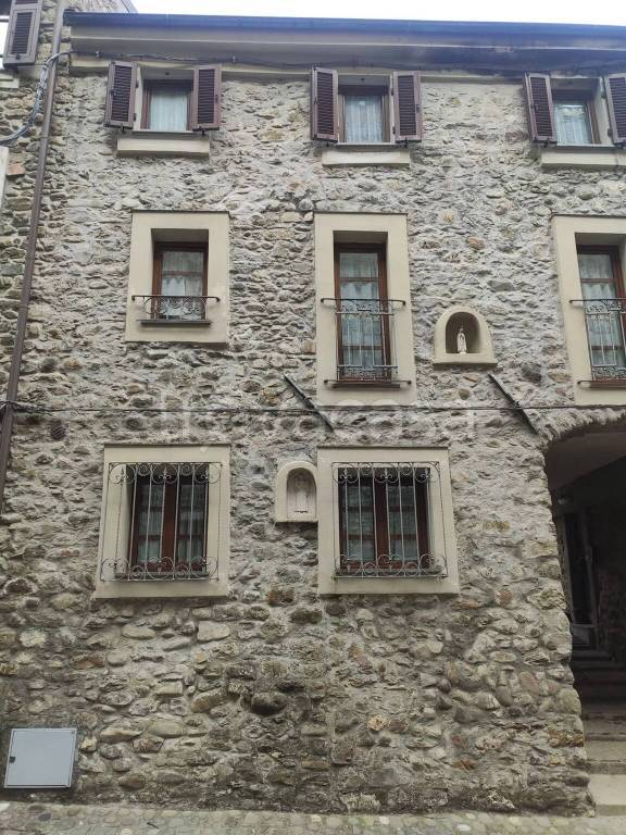 casa indipendente in vendita ad Aulla