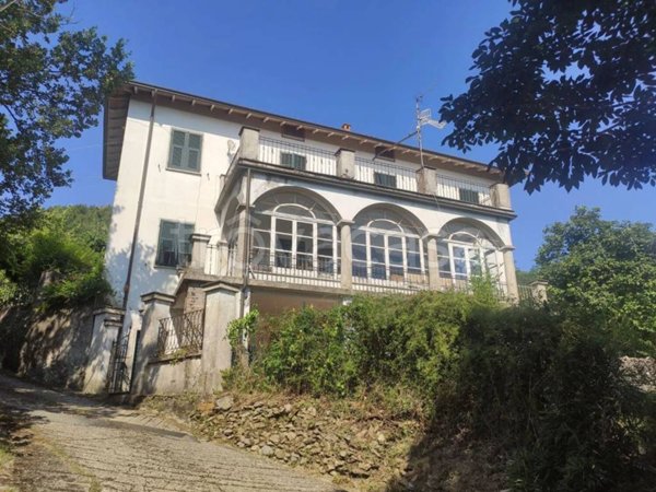 casa indipendente in vendita ad Aulla