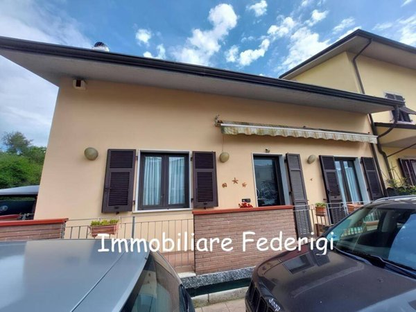 casa indipendente in vendita ad Aulla