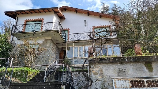 casa indipendente in vendita ad Aulla