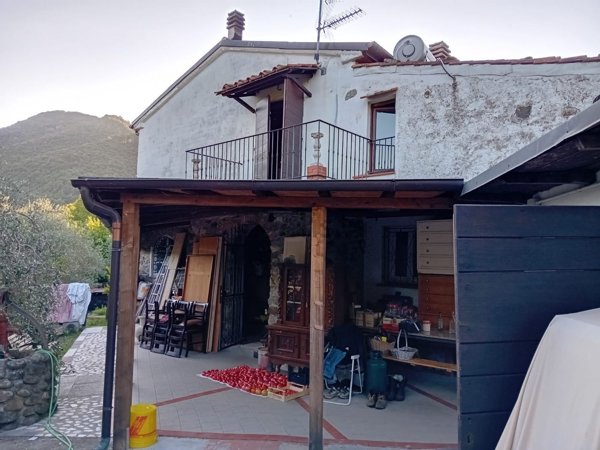 casale in vendita ad Aulla