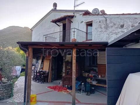 casa indipendente in vendita ad Aulla