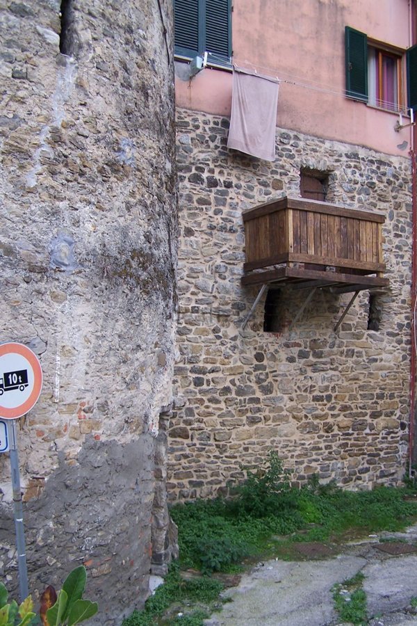 esavano in vendita ad Aulla