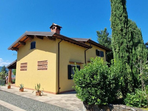 casa indipendente in vendita ad Aulla