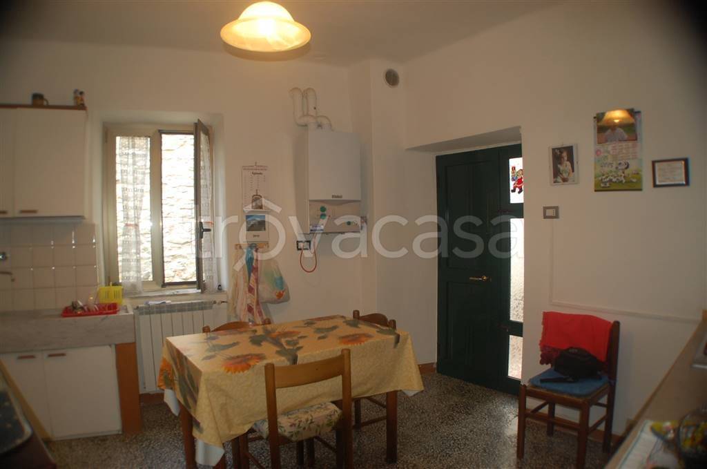 casa indipendente in vendita ad Aulla