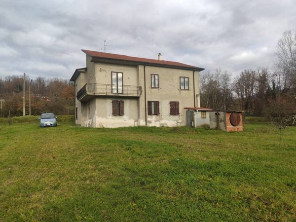 casa indipendente in vendita ad Aulla