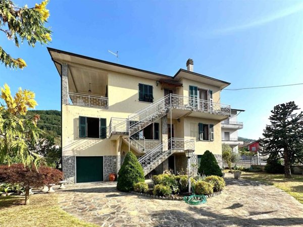 casa indipendente in vendita ad Aulla