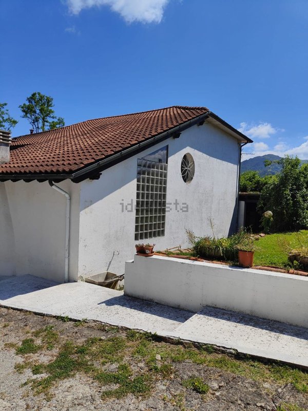 casa indipendente in vendita ad Aulla