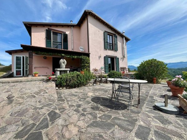 casa indipendente in vendita ad Aulla