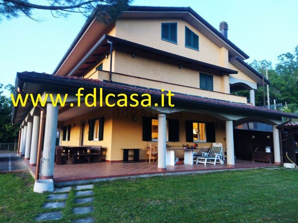 casa indipendente in vendita ad Aulla