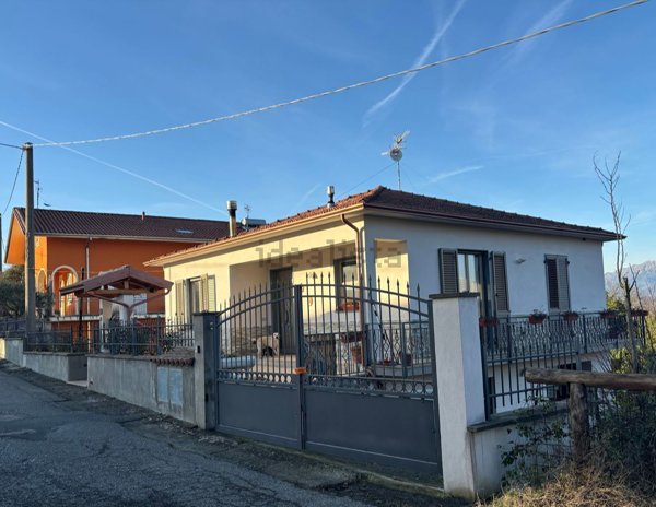 casa indipendente in vendita ad Aulla