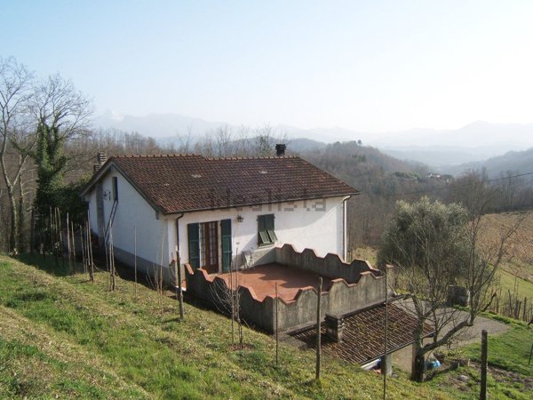 casa indipendente in vendita ad Aulla