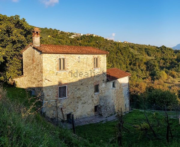 casa indipendente in vendita ad Aulla