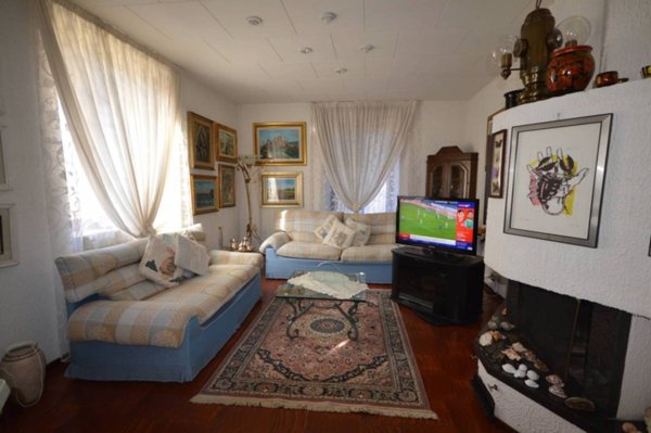 casa indipendente in vendita ad Aulla