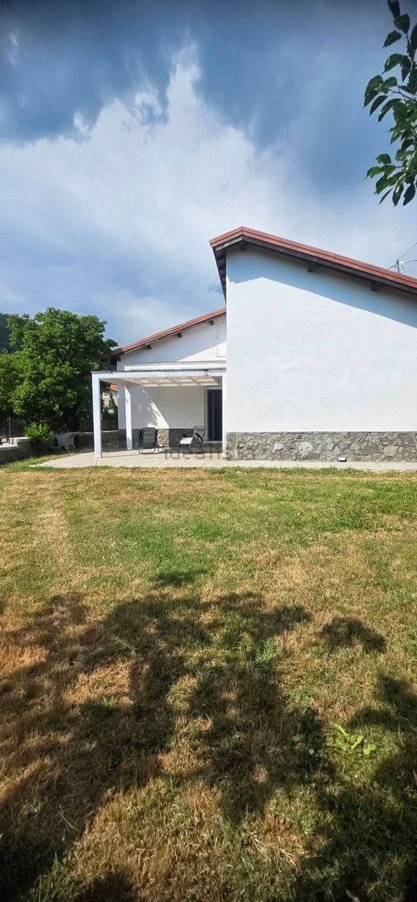 casa indipendente in vendita ad Aulla