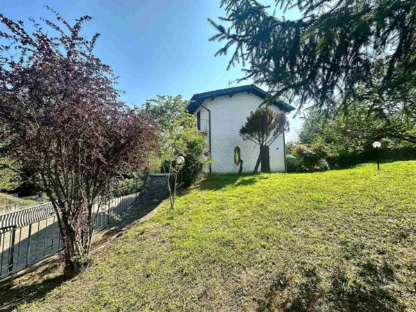 casa indipendente in vendita ad Aulla