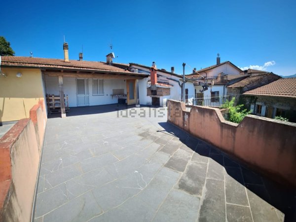 casa indipendente in vendita ad Aulla