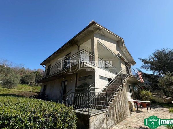 casa indipendente in vendita ad Aulla