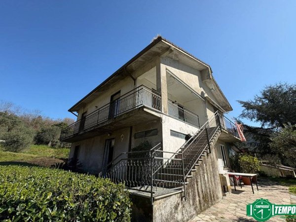 casa indipendente in vendita ad Aulla