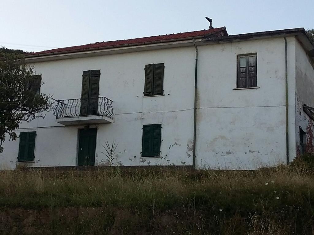 casa indipendente in vendita ad Aulla
