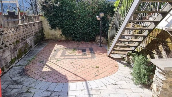 casa indipendente in vendita ad Aulla