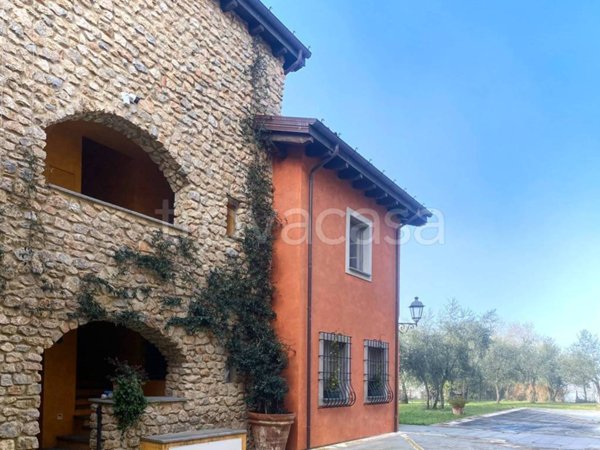 casa indipendente in vendita ad Aulla