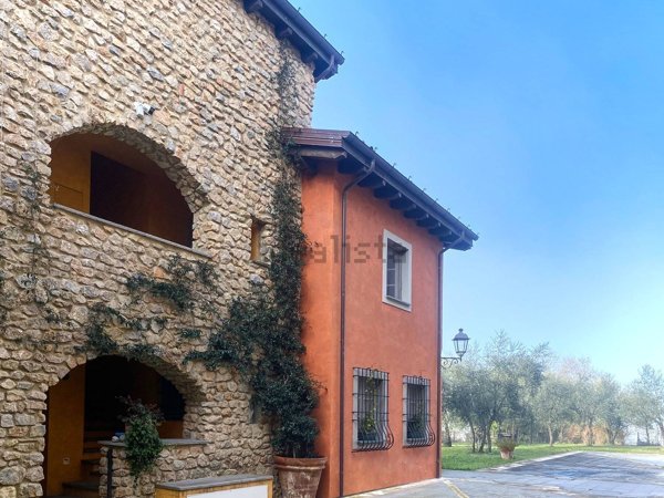 casa indipendente in vendita ad Aulla