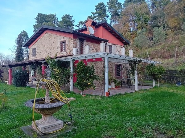 casa indipendente in vendita ad Aulla
