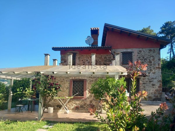 casa indipendente in vendita ad Aulla