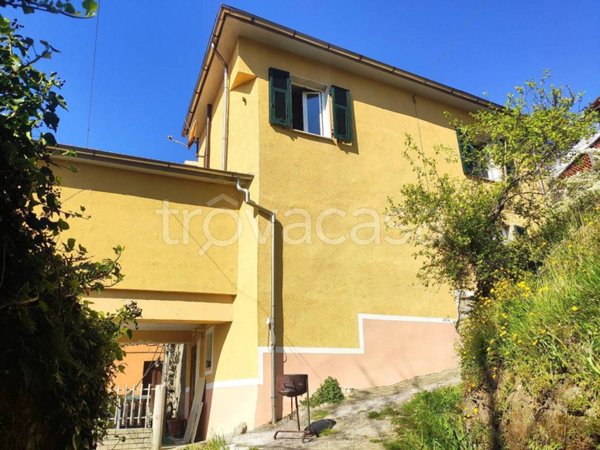 casa indipendente in vendita ad Aulla