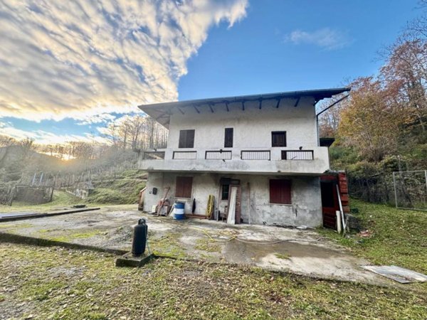 casa indipendente in vendita ad Aulla