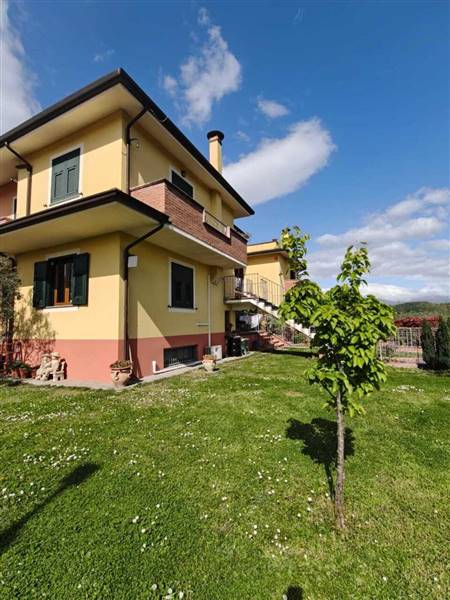 casa indipendente in vendita ad Aulla